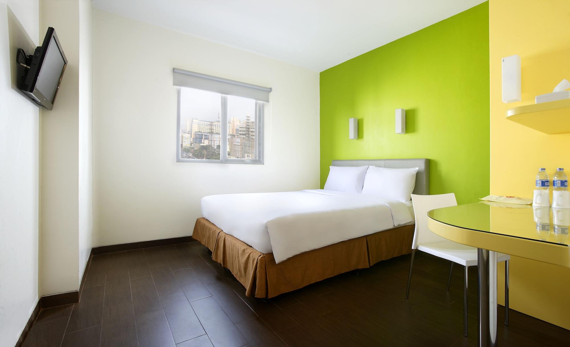 Amaris Hotel Dr. Susilo Grogol Джакарта Экстерьер фото