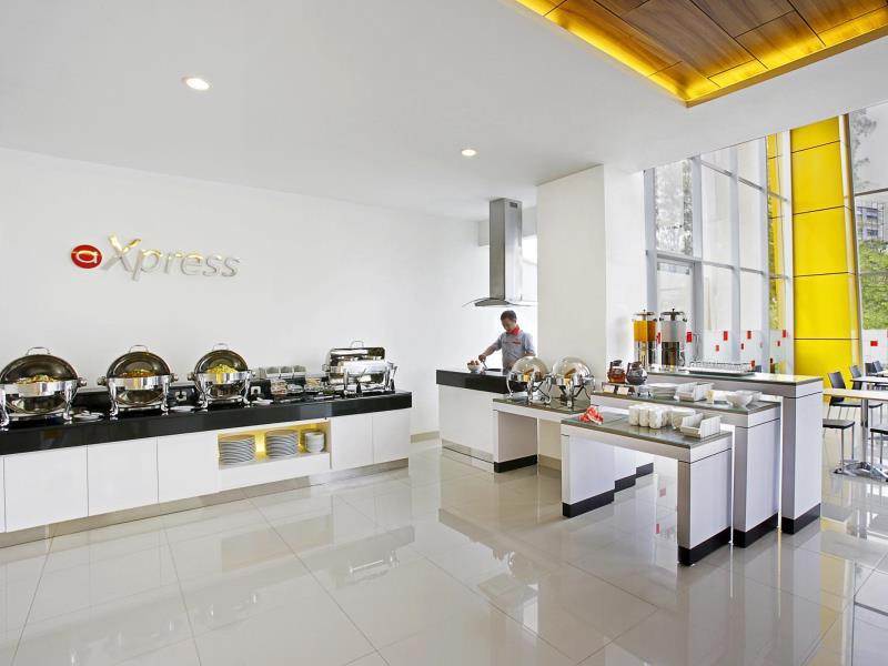 Amaris Hotel Dr. Susilo Grogol Джакарта Экстерьер фото